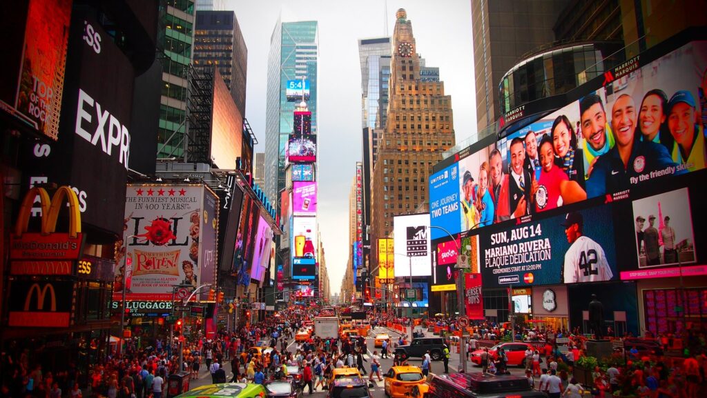 Worlds-10-Most-Instagrammed-Travel-Destinations-Times-Square